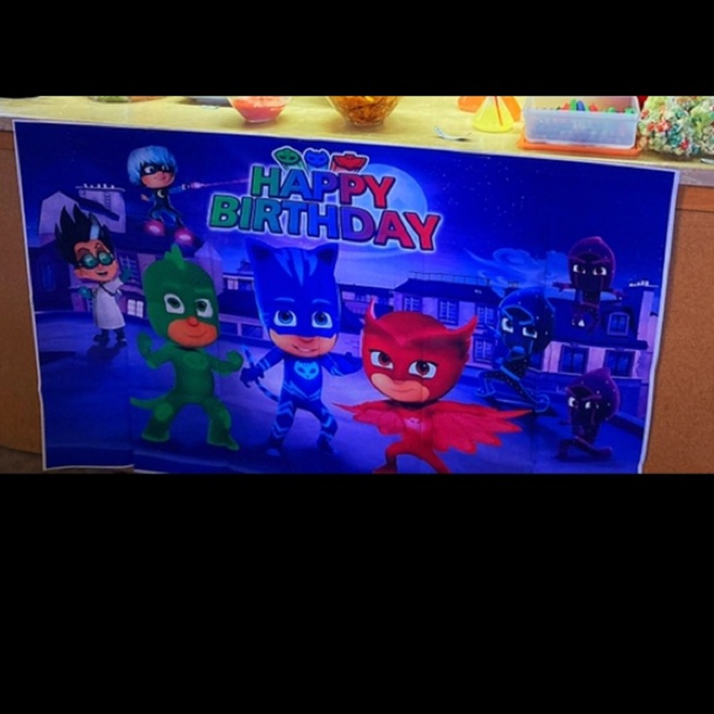 PJ Mask party decor & invites
